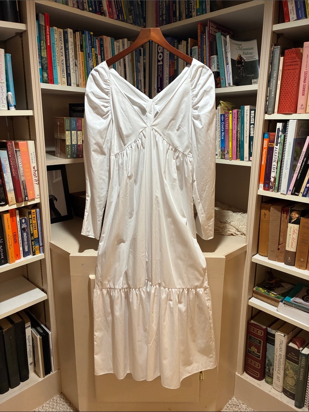 ASOS DESIGN White Plunge V Puff Shoulder Tiered Maxi Dress US 2